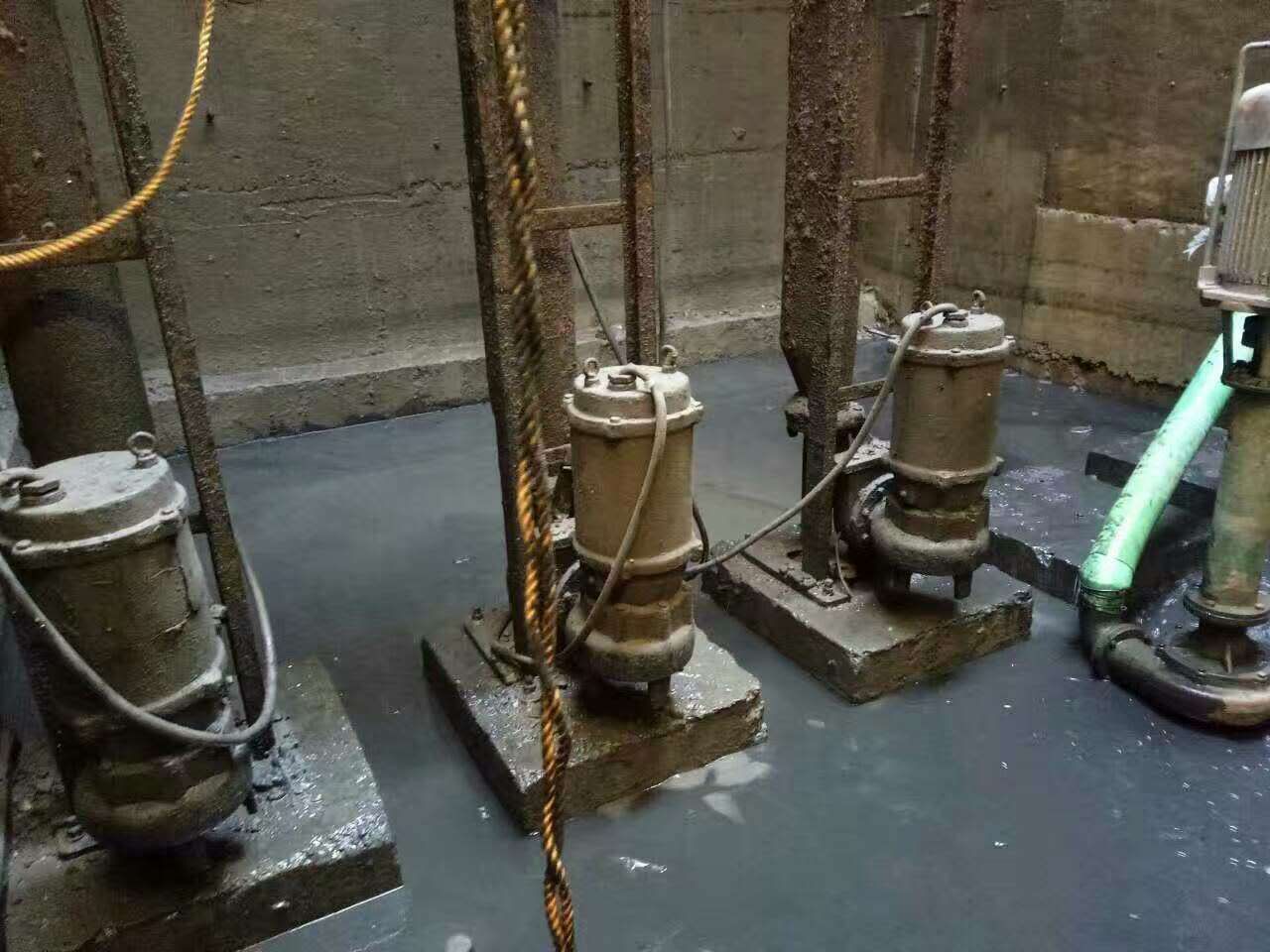 雷州污水池清理